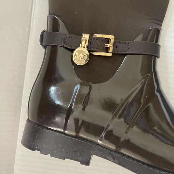 Michael Kors charm stretch rain boot Brown size 6 - Picture 3 of 16
